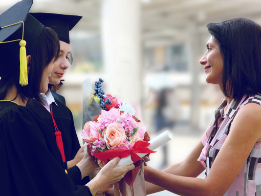 How to Choose the Right Graduation Bouquet for Your Loved One