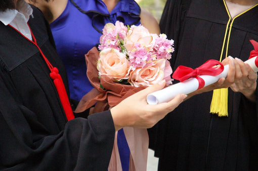 Graduation Flowers Delivery Dubai: Celebrate Success the Elegant Way